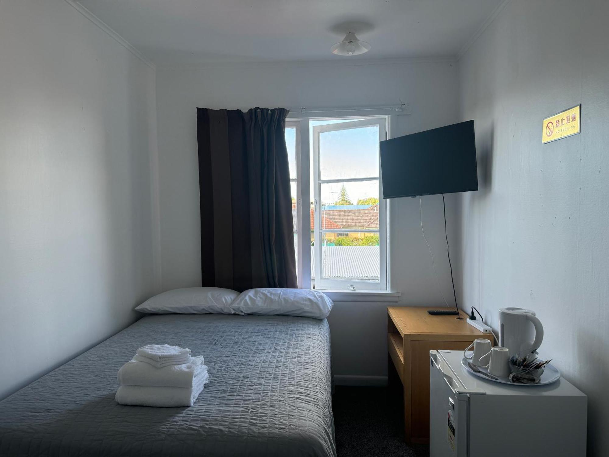Rainbow Motel & Guest House Tauranga Buitenkant foto